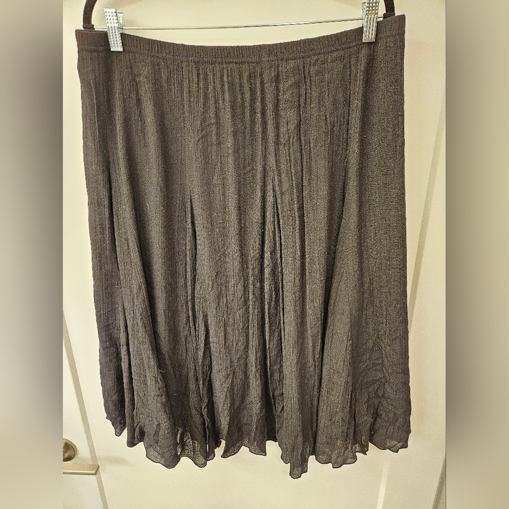NWOT - Zac & Rachel Black Skirt with some stretch - Size XL